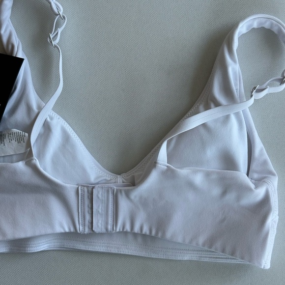 Fabletics PureLuxe Longline Low Impact Bra - Picture 4 of 6